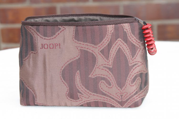 Kosmetiktasche mit Aufdruck in Braun mit Ornamente - zum Schließen ins Bild klicken