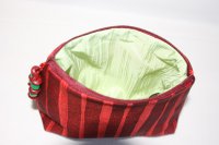 Kosmetiktasche Dunkelrot mit Streifen